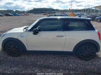 2015 Mini Cooper image 5