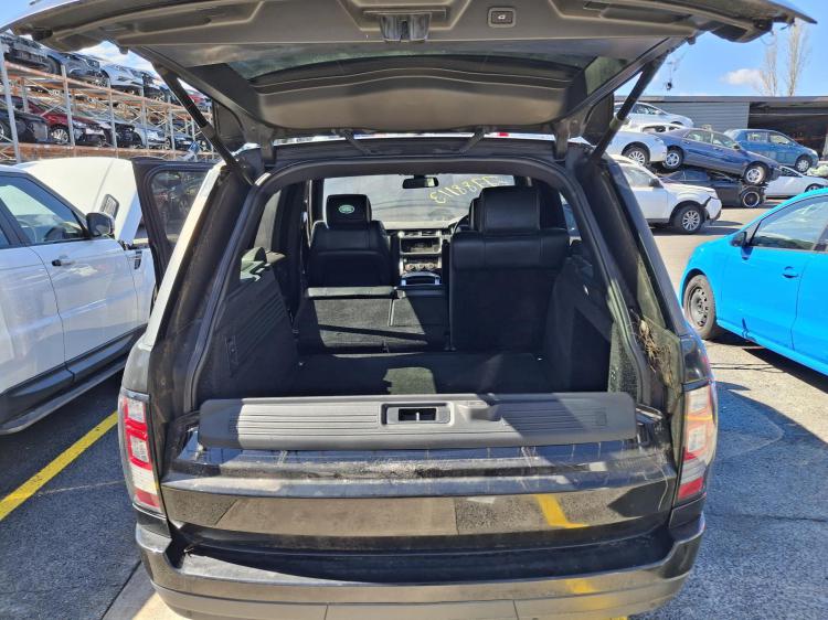 land rover Range Rover Nov 2016 Parts & Wrecking