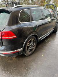 2016 Volkswagen Touareg 7P image 5