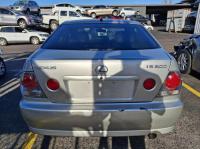 2003 Lexus Is200/is300 image 5