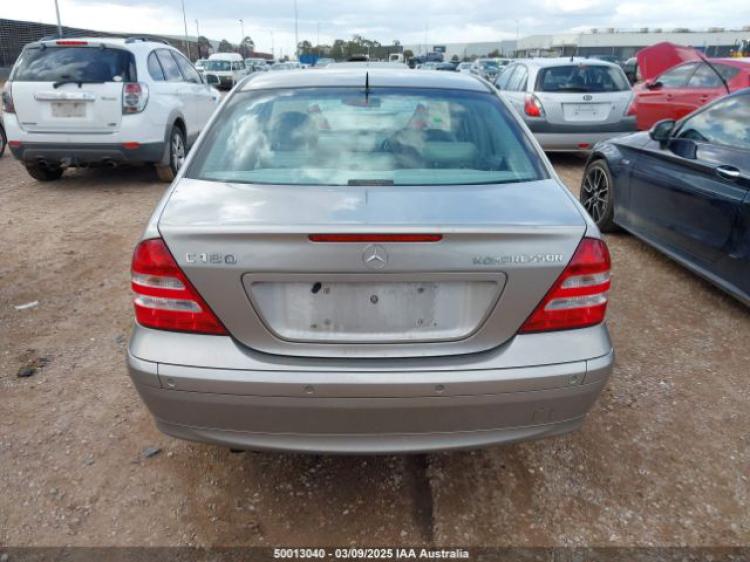 mercedes benz C-class C 180 K 2005 Parts & Wrecking