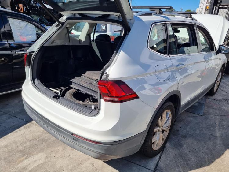 volkswagen Tiguan ALL SPACE 132TSI COMFORTLINE 5NA 2018 Parts & Wrecking