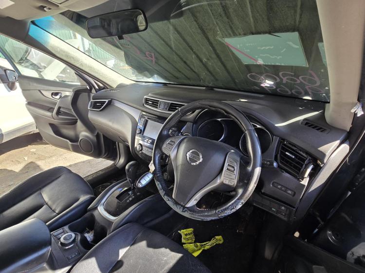 nissan X Trail T32 ST-L Aug 2014 Parts & Wrecking