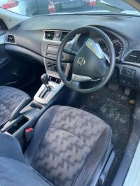 2014 Nissan Pulsar B17 image 5