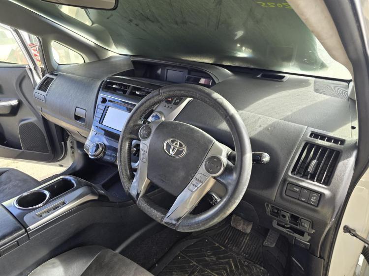 toyota Prius ZVW40R WAGON May 2017 Parts & Wrecking