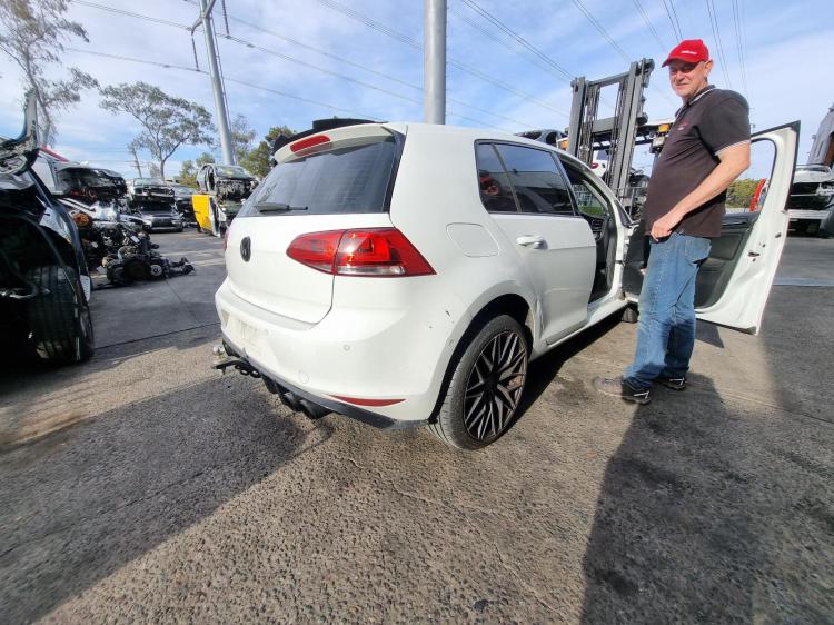 volkswagen Golf 103 TSI HIGHLINE GEN 7 2014 Parts & Wrecking
