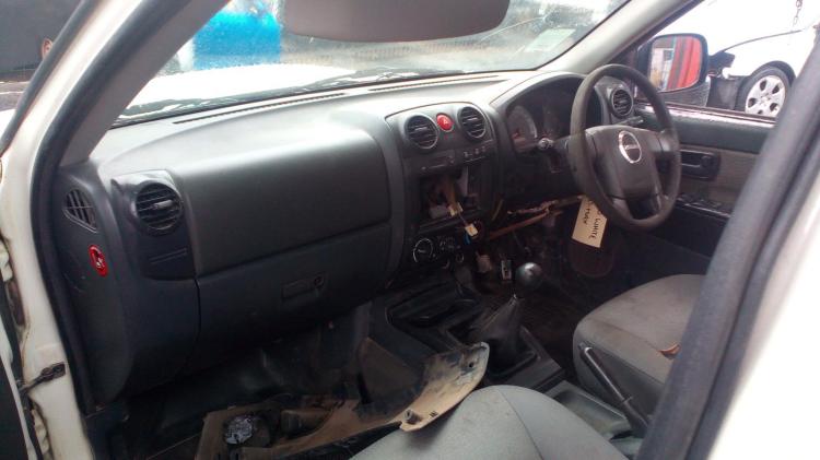 isuzu D Max SX Jun 2010 Parts & Wrecking