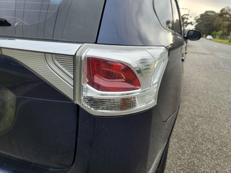 mitsubishi Outlander OUTLANDER 2015 Parts & Wrecking