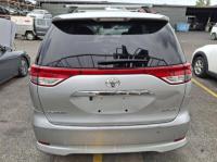 2010 Toyota Estima image 5