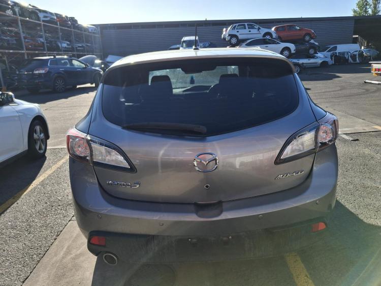 mazda 3 BL May 2011 Parts & Wrecking