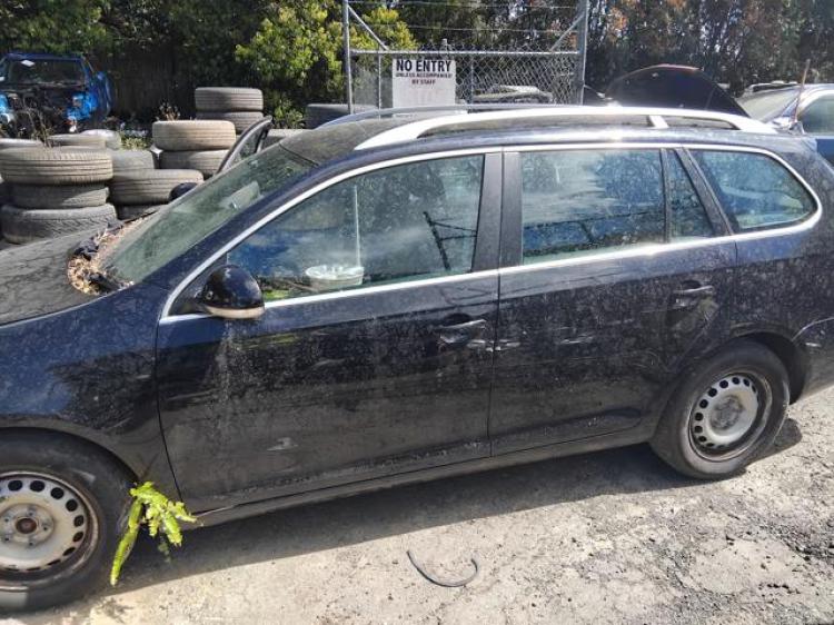 volkswagen Golf Mar 2011 Parts & Wrecking