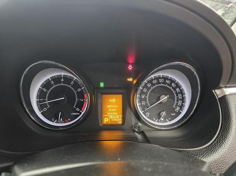 suzuki Kizashi FR SPORT AWD Oct 2012 Parts & Wrecking