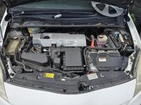 Toyota Prius ZVW30R HATCH image 5