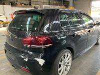 2011 Volkswagen Golf image 5