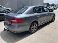 2010 Skoda Superb image 5