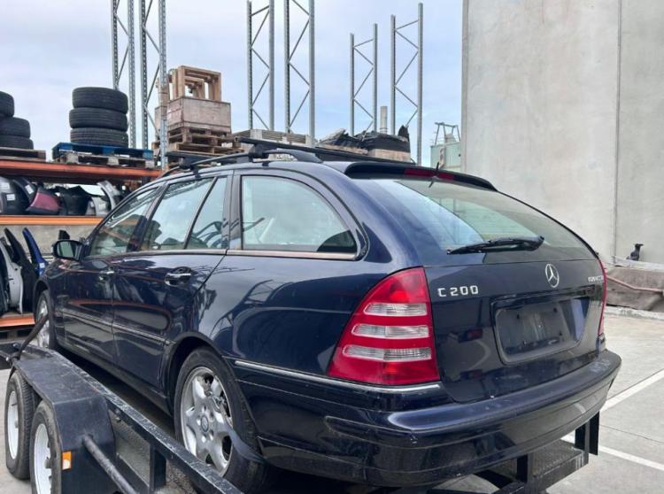 mercedes benz C Class 2001 Parts & Wrecking