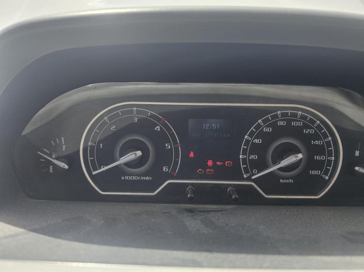 ldv V80 2.5DT MAN 5SPD FWD LWB MID ROOF SC25R136Q5 Aug 2020 Parts & Wrecking