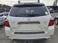 2010 Toyota Kluger GSU45R image 5