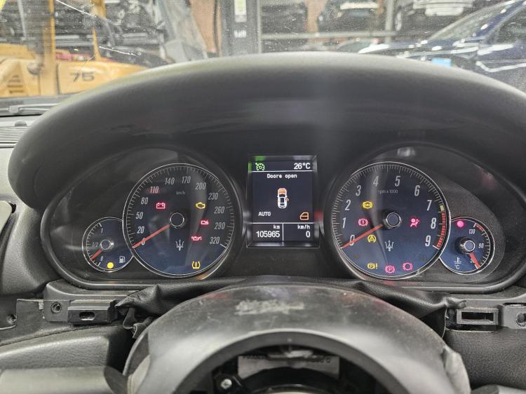 maserati Grancabrio 4.7L GRANCABRIO RED COVER AUTO ZF 6SPD RWD M145 Jan 2015 Parts & Wrecking