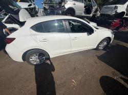 2016 Mazda 3 image 5