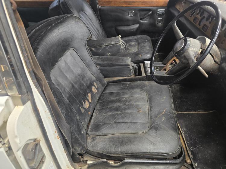 rolls royce Silver Shadow I 6.8I AUTO 3SPD RWD SWB Jan 1972 Parts & Wrecking