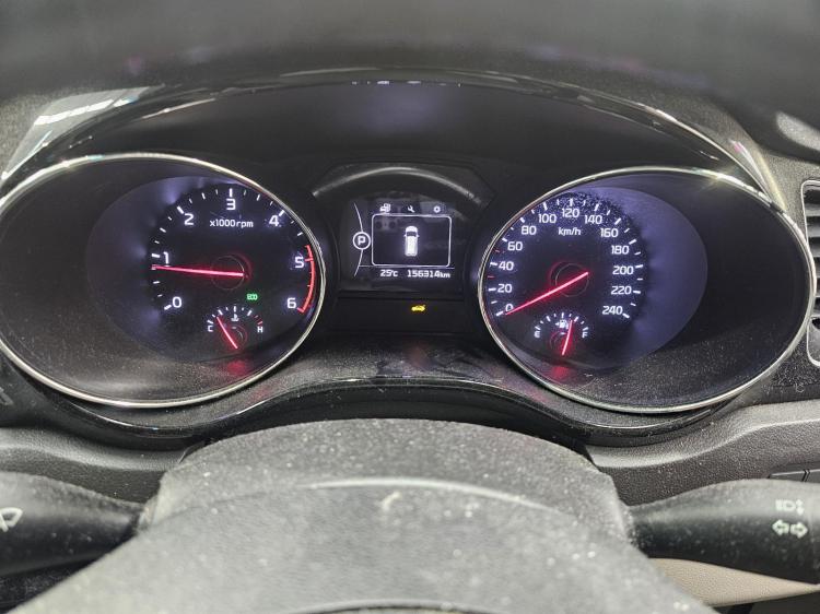 kia Carnival 2.2DT D4HB AUTO 6SPD FWD SI Jan 2016 Parts & Wrecking