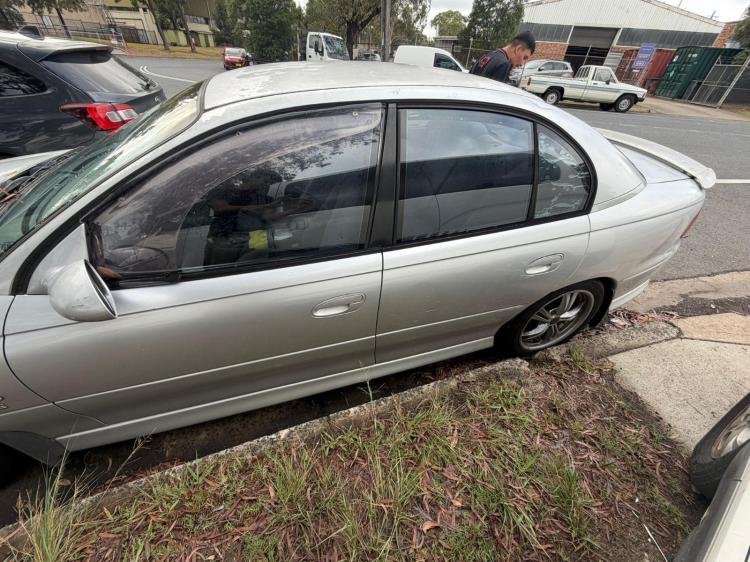 holden Commodore 2002 Parts & Wrecking