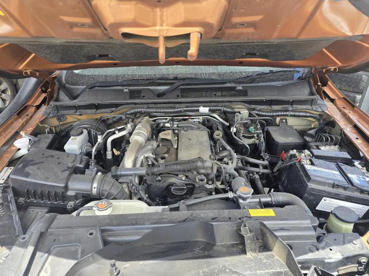 nissan Navara NP300 ST-X Apr 2015 Parts & Wrecking