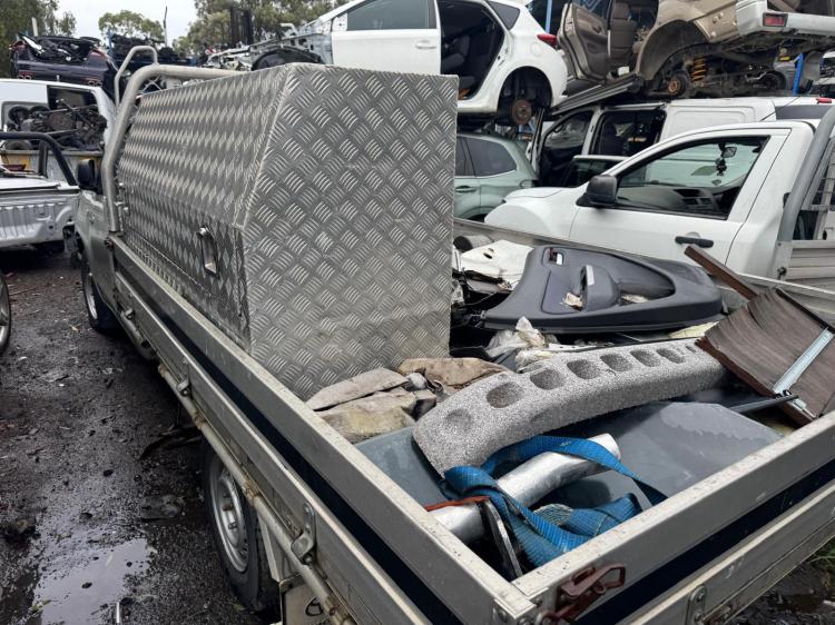 toyota Hilux 2006 Parts & Wrecking