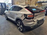 2022 Volvo C40 RECHARGE PURE ELECTRIC P6 image 5