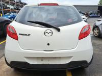 2013 Mazda 2 DE image 5