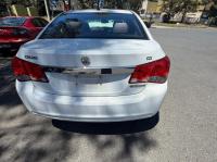 2011 Holden Cruze image 5