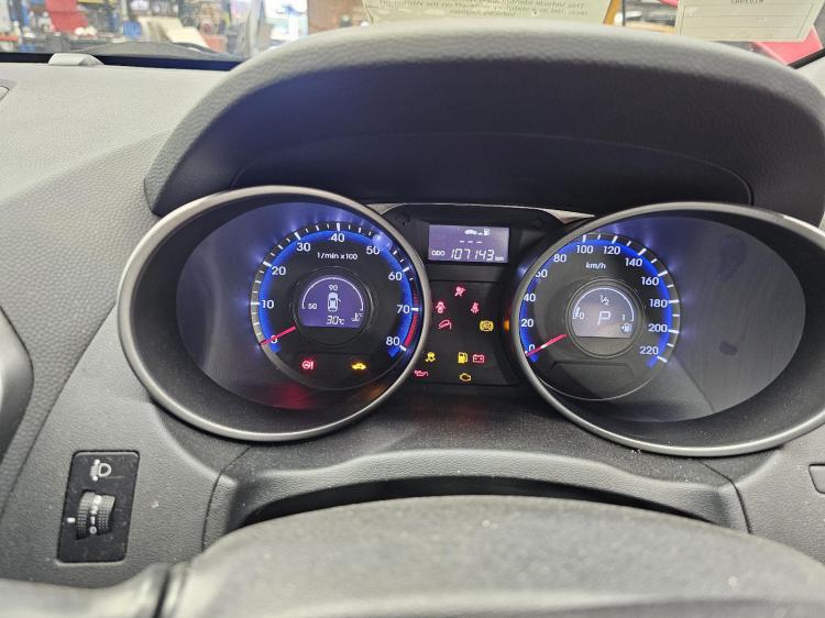 hyundai Ix35 2.0L G4NC AUTO 6 SPD FWD ELITE Dec 2014 Parts & Wrecking