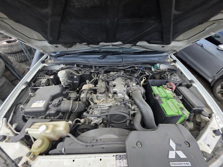 mitsubishi Triton MN GLX-R Dec 2010 Parts & Wrecking