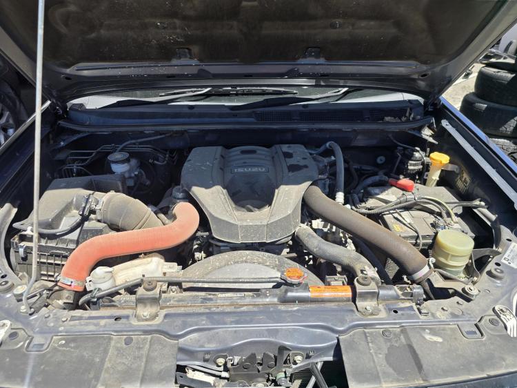 isuzu Mu X 85GGR LS-U Nov 2019 Parts & Wrecking