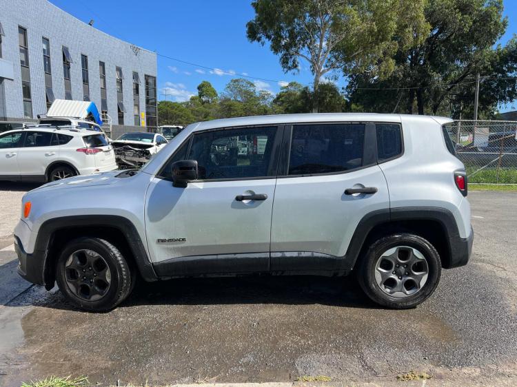 jeep Renegade BU 2016 Parts & Wrecking