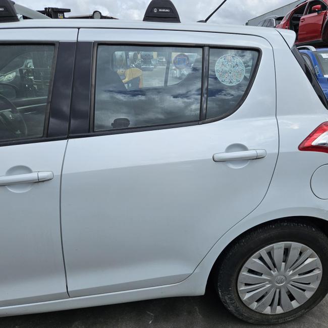 suzuki Swift FZ Sep 2015 Parts & Wrecking