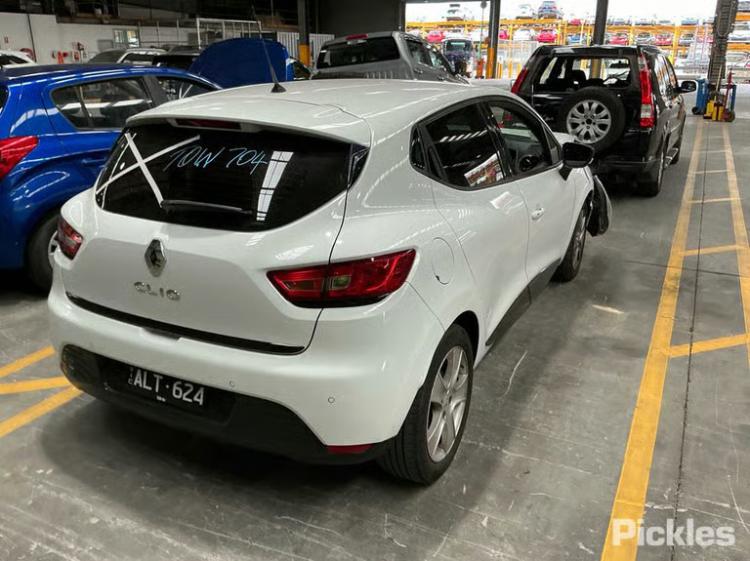renault Clio 2017 Parts & Wrecking