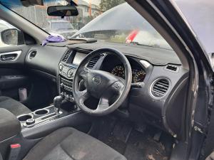 2014 Nissan Pathfinder R52 image 5