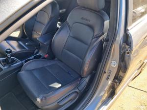 2016 Hyundai Elantra AD image 5