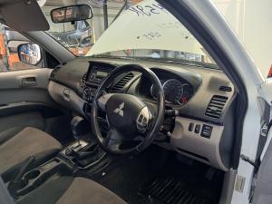 2013 Mitsubishi Triton MN image 5