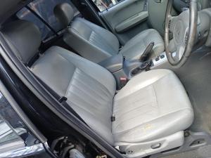 2006 Jeep Cherokee KJ image 5