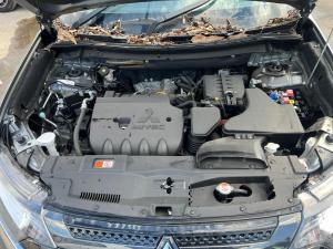 2021 Mitsubishi Outlander ZL image 5