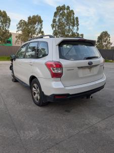 2014 Subaru Forester 2014 SUBARU FORESTER image 5