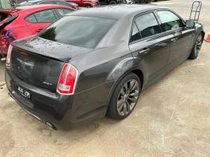 2015 Chrysler 300 image 5