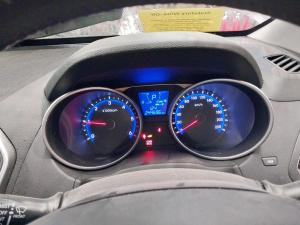 2012 Hyundai Ix35 2.0DT D4HA  AUTO 6SPD AWD HIGHLANDER SERIES II image 5