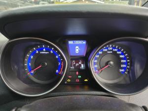 2016 Hyundai I30 GD 2.0L G4NC AUTO 6SPD FWD SR image 5