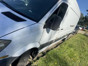 2012 Mercedes Benz Sprinter image 5