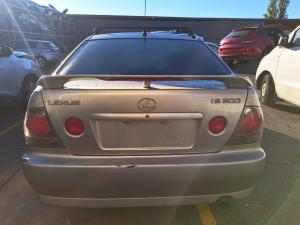 2004 Lexus Is200 image 5