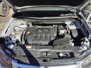 2012 Mitsubishi Outlander ZJ LS image 5